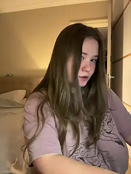 Snapshot of remirann_ chatting on January 31, 2025, 3:11 pm remirann  online show from January 31, 2025, 3:11 pm