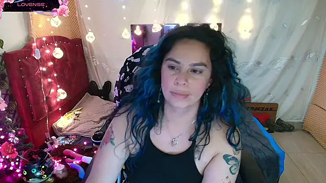 Snapshot of elektra_32 chatting on December 21, 2024, 4:19 am elektra 32 online show from December 21, 2024, 4:19 am