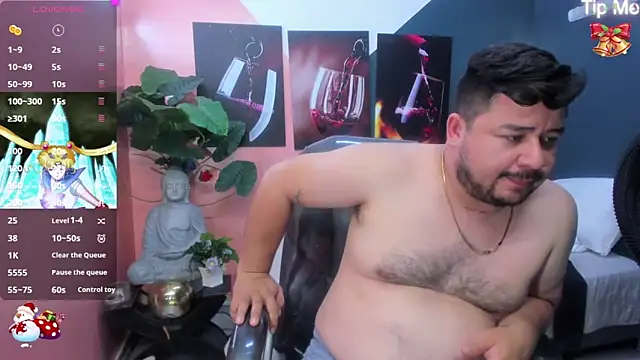 Snapshot of oso_dirty_ chatting on December 30, 2024, 8:47 pm oso dirty online show from December 30, 2024, 8:47 pm