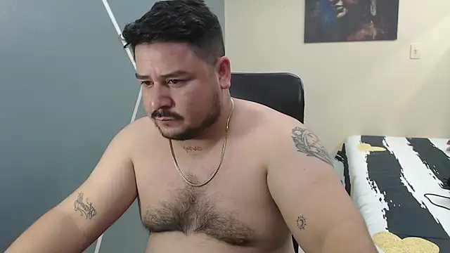 Snapshot of oso_dirty_ chatting on January 23, 2025, 5:31 pm oso dirty online show from January 23, 2025, 5:31 pm