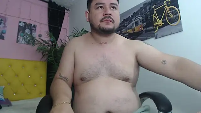 Snapshot of oso_dirty_ chatting on February 12, 2025, 5:26 pm oso dirty online show from February 12, 2025, 5:26 pm