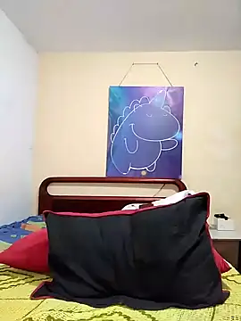 Snapshot of iamemmablake chatting on December 7, 2024, 8:49 pm iamemmablake online show from December 7, 2024, 8:49 pm