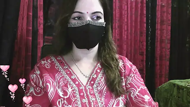 Snapshot of Cute_Sonii chatting on October 21, 2025, 11:44 am Cute Sonii online show from October 21, 2025, 11:44 am