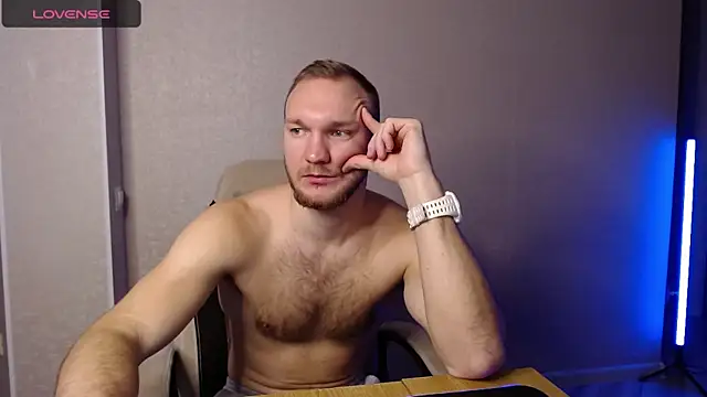 Snapshot of Toress1 chatting on January 10, 2025, 10:28 am Toress1 online show from January 10, 2025, 10:28 am