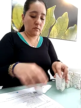 Snapshot of Gatubela212 chatting on September 8, 2025, 2:49 pm Gatubela212 online show from September 8, 2025, 2:49 pm