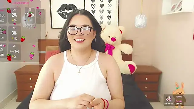 Snapshot of miss_linda_ chatting on February 7, 2025, 8:10 pm miss linda  online show from February 7, 2025, 8:10 pm