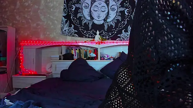 Snapshot of Aru_Koto chatting on October 15, 2025, 5:57 pm Aru Koto online show from October 15, 2025, 5:57 pm