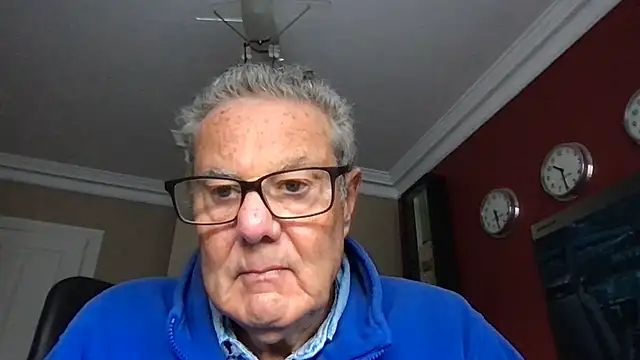 Snapshot of Oldpistolpete chatting on February 5, 2025, 10:30 am Oldpistolpete online show from February 5, 2025, 10:30 am