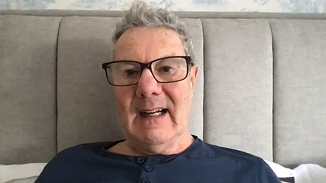 Snapshot of Oldpistolpete chatting on November 13, 2025, 10:36 am Oldpistolpete online show from November 13, 2025, 10:36 am