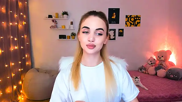 Snapshot of aPieceOfJoy chatting on December 25, 2024, 12:27 am aPieceOfJoy online show from December 25, 2024, 12:27 am