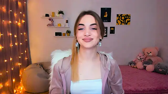 Snapshot of aPieceOfJoy chatting on December 25, 2024, 8:28 pm aPieceOfJoy online show from December 25, 2024, 8:28 pm