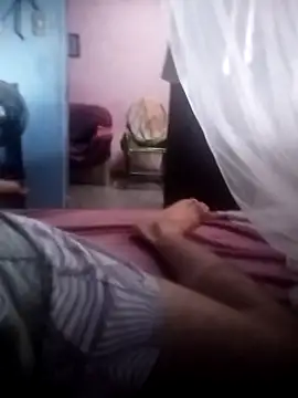 Snapshot of Emanuel45js chatting on January 27, 2025, 7:03 pm Emanuel45js online show from January 27, 2025, 7:03 pm