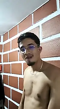 Snapshot of tiben11 chatting on January 28, 2025, 5:11 am tiben11 online show from January 28, 2025, 5:11 am