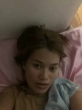 Snapshot of SassyRhonnaxxx chatting on December 17, 2024, 6:42 pm SassyRhonnaxxx online show from December 17, 2024, 6:42 pm