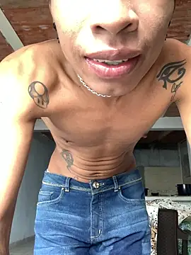 Snapshot of devorahorney chatting on October 15, 2025, 1:11 pm devorahorney online show from October 15, 2025, 1:11 pm