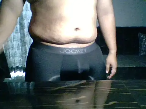 Snapshot of Wildguycums chatting on November 1, 2025, 4:42 pm Wildguycums online show from November 1, 2025, 4:42 pm