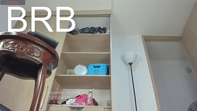 Snapshot of Sweetie_Kendall chatting on October 13, 2025, 12:32 am Sweetie Kendall online show from October 13, 2025, 12:32 am