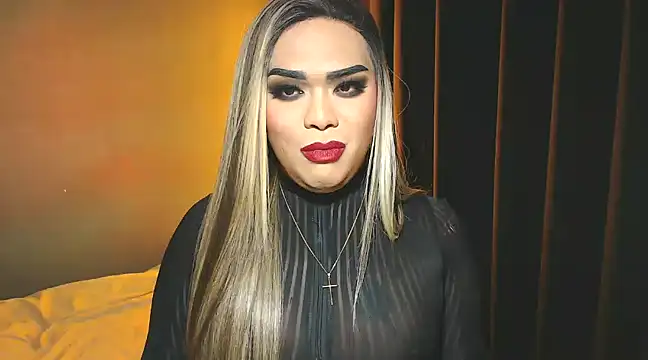 Snapshot of VictoriaEliz chatting on December 15, 2024, 1:57 am VictoriaEliz online show from December 15, 2024, 1:57 am