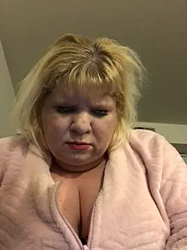 Snapshot of JemJensen30 chatting on March 3, 2025, 12:05 pm JemJensen30 online show from March 3, 2025, 12:05 pm