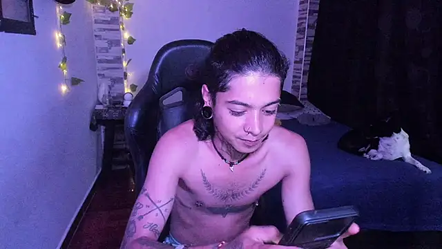 Snapshot of saad_man chatting on October 21, 2025, 11:38 pm saad man online show from October 21, 2025, 11:38 pm