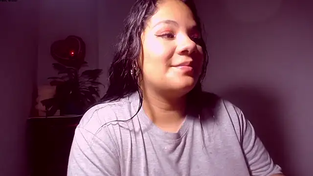 Snapshot of Van3orgasm4me chatting on December 8, 2024, 9:24 am Van3orgasm4me online show from December 8, 2024, 9:24 am