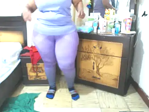 Snapshot of Yayis-hot-sexyw chatting on December 22, 2024, 5:01 am Yayis-hot-sexyw online show from December 22, 2024, 5:01 am