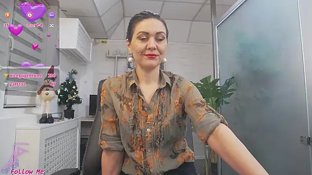 EllaMilf  online show from December 7, 2024, 9:06 am