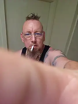 Snapshot of Littledick007007 chatting on September 24, 2025, 9:29 pm Littledick007007 online show from September 24, 2025, 9:29 pm