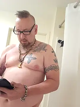 Snapshot of Littledick007007 chatting on October 11, 2025, 7:12 pm Littledick007007 online show from October 11, 2025, 7:12 pm