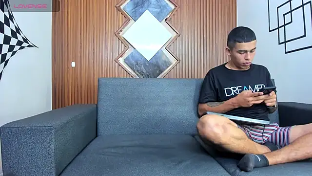 Snapshot of yeckodream chatting on March 3, 2025, 5:09 am yeckodream online show from March 3, 2025, 5:09 am