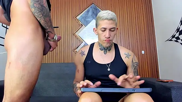 Snapshot of yeckodream chatting on March 10, 2025, 9:53 am yeckodream online show from March 10, 2025, 9:53 am