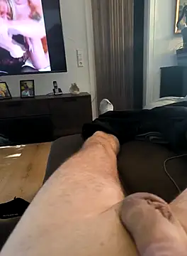 Snapshot of Andy7430 chatting on September 13, 2025, 8:36 am Andy7430 online show from September 13, 2025, 8:36 am