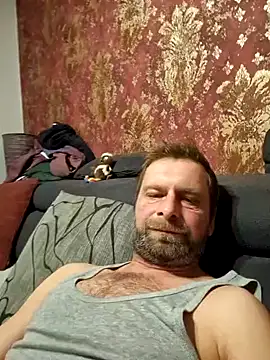 Snapshot of Mjn34 chatting on January 28, 2025, 6:17 pm Mjn34 online show from January 28, 2025, 6:17 pm