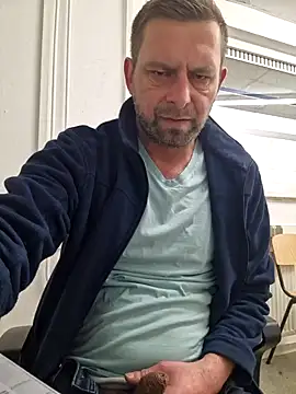 Snapshot of Mjn34 chatting on February 21, 2025, 6:51 am Mjn34 online show from February 21, 2025, 6:51 am