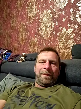 Snapshot of Mjn34 chatting on March 11, 2025, 5:13 pm Mjn34 online show from March 11, 2025, 5:13 pm