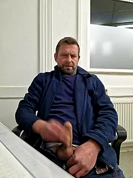 Snapshot of Mjn34 chatting on March 15, 2025, 6:58 am Mjn34 online show from March 15, 2025, 6:58 am