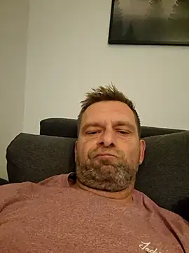 Snapshot of Mjn34 chatting on October 6, 2025, 5:38 am Mjn34 online show from October 6, 2025, 5:38 am