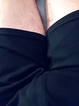 Snapshot of mickzizi chatting on January 20, 2025, 8:41 am mickzizi online show from January 20, 2025, 8:41 am