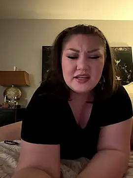 Snapshot of RosieDixx chatting on December 2, 2024, 7:03 am RosieDixx online show from December 2, 2024, 7:03 am