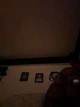 Snapshot of ChocolateBuns101 chatting on December 23, 2024, 12:46 am ChocolateBuns101 online show from December 23, 2024, 12:46 am