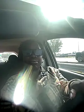 Snapshot of ChocolateBuns101 chatting on November 1, 2025, 3:36 pm ChocolateBuns101 online show from November 1, 2025, 3:36 pm