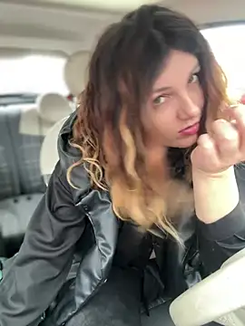 Snapshot of DaisyVibesss chatting on March 12, 2025, 3:29 pm DaisyVibesss online show from March 12, 2025, 3:29 pm