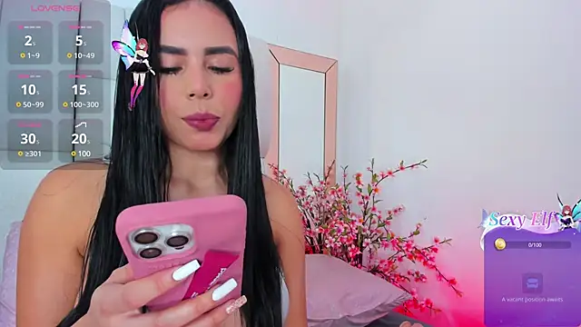 Snapshot of kylie_sexy2000 chatting on December 10, 2024, 4:38 pm kylie sexy2000 online show from December 10, 2024, 4:38 pm