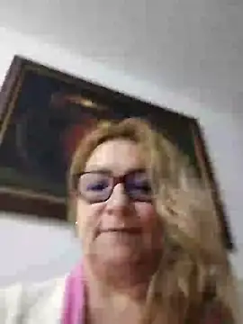 Snapshot of gisela27 chatting on February 24, 2025, 3:33 am gisela27 online show from February 24, 2025, 3:33 am