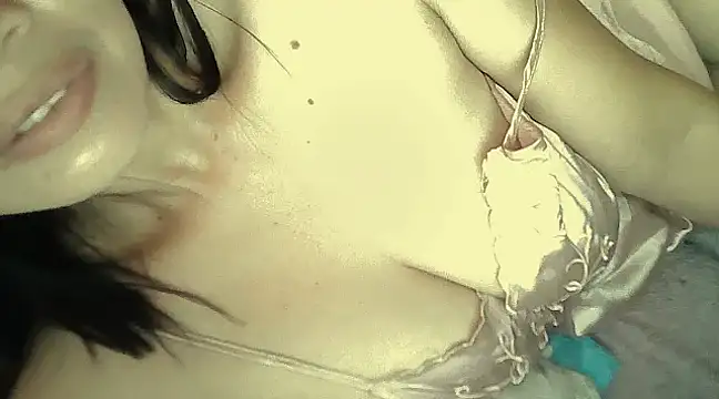 Snapshot of Alexiadreamer chatting on December 21, 2024, 1:58 am Alexiadreamer online show from December 21, 2024, 1:58 am