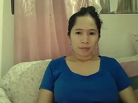 Snapshot of Alexiadreamer chatting on September 21, 2025, 1:24 pm Alexiadreamer online show from September 21, 2025, 1:24 pm