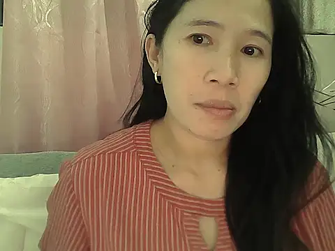 Snapshot of Alexiadreamer chatting on October 19, 2025, 3:45 pm Alexiadreamer online show from October 19, 2025, 3:45 pm