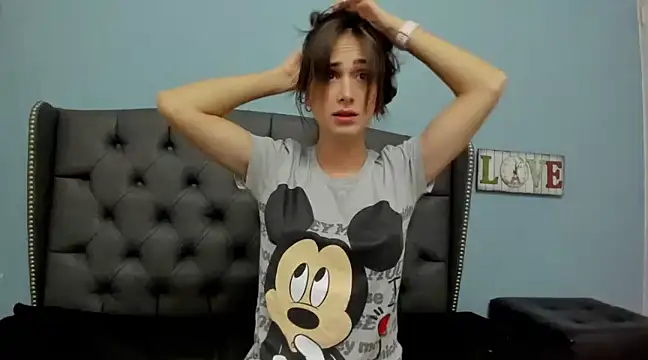 Snapshot of AndreaStivens chatting on January 28, 2025, 12:00 pm AndreaStivens online show from January 28, 2025, 12:00 pm