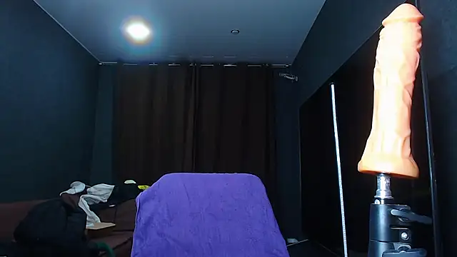 Snapshot of muscularjohnforuX chatting on March 15, 2025, 6:43 pm muscularjohnforuX online show from March 15, 2025, 6:43 pm