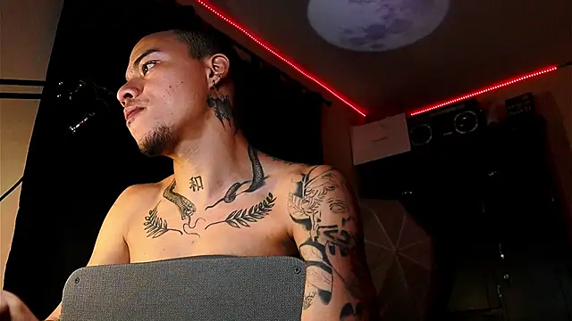 Snapshot of BestMasterForYou chatting on October 8, 2025, 4:10 am BestMasterForYou online show from October 8, 2025, 4:10 am